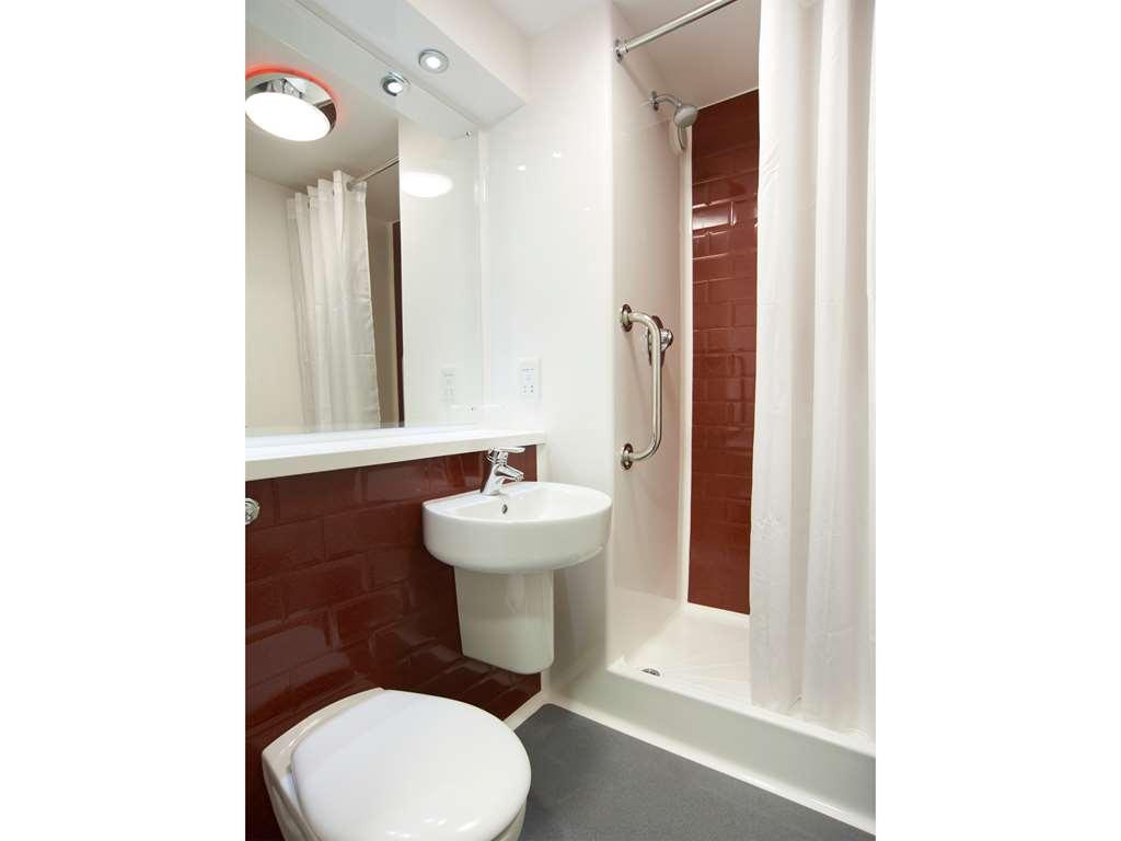 Travelodge Edinburgh Central Waterloo Place 객실 사진