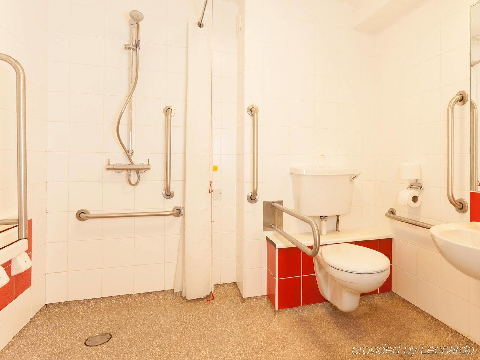 Travelodge Edinburgh Central Waterloo Place 외부 사진